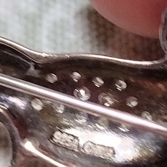 Marcasite & CZ Sterling Silver Bird Brooch - Picture 6 of 6